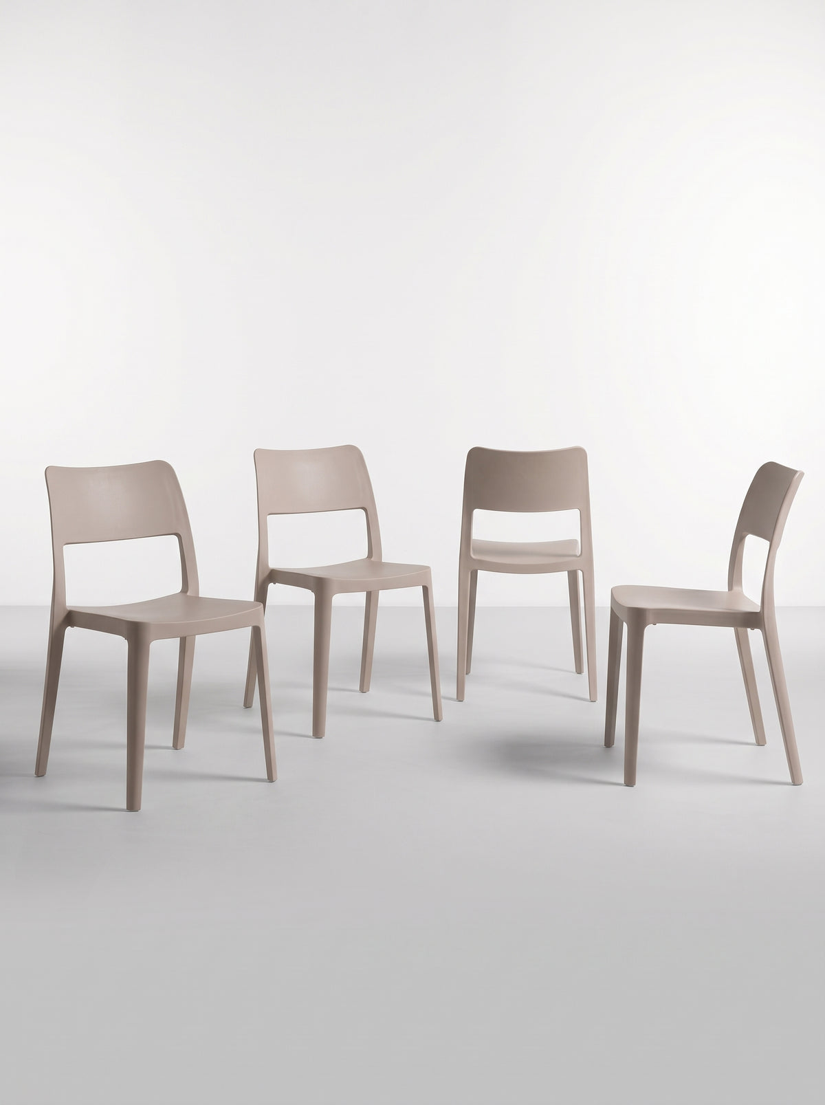 Set de 4 Sillas La Vie | Exterior e Interior UV Monobloque