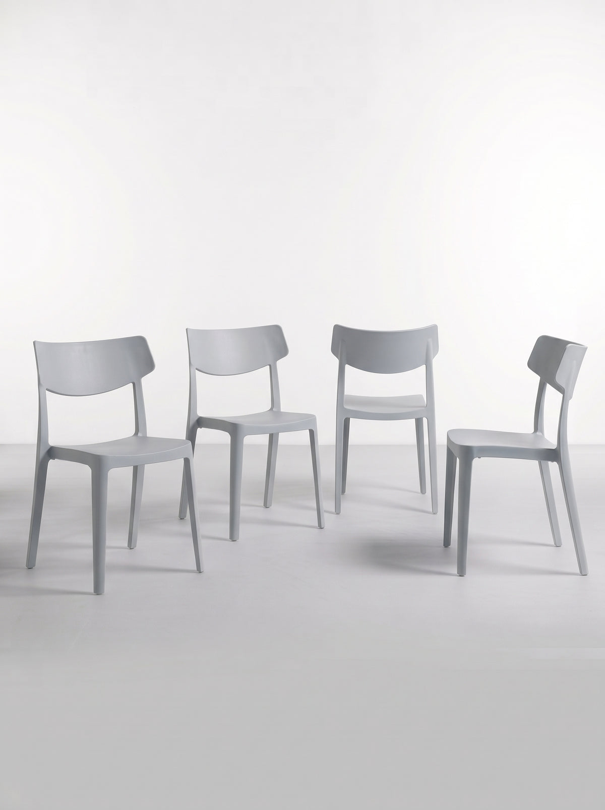 Set de 4 Sillas de Exterior AR-2017 | Polipropileno UV