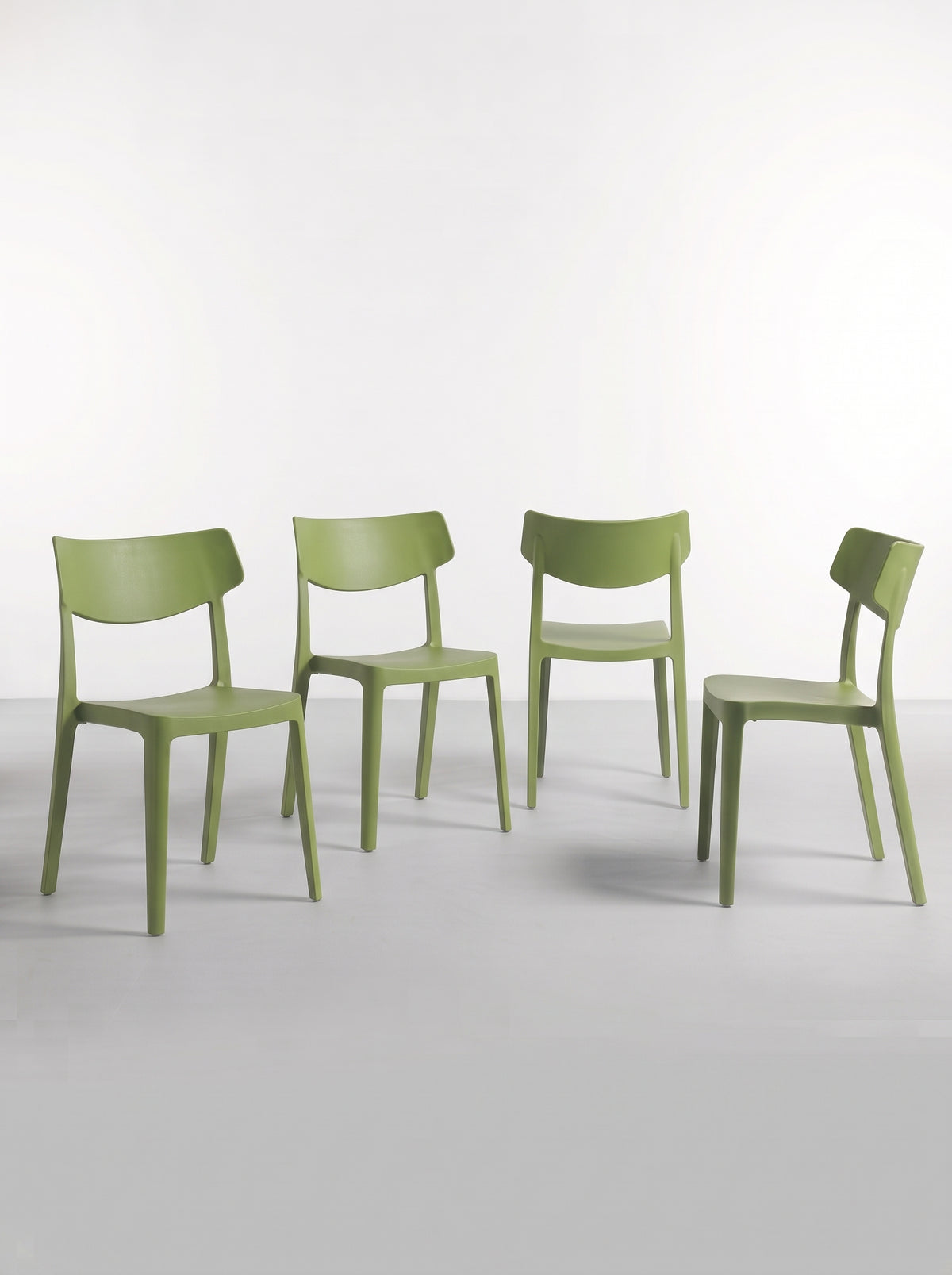 Set de 4 Sillas de Exterior AR-2017 | Polipropileno UV