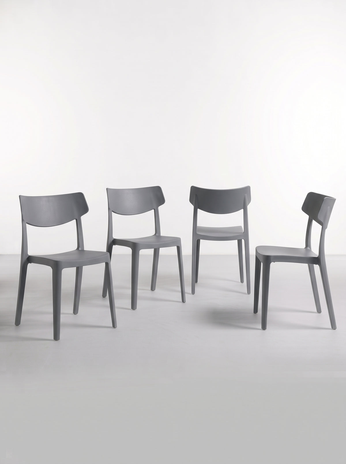 Set de 4 Sillas de Exterior AR-2017 | Polipropileno UV