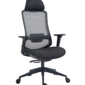 Silla ejecutiva AC-30 negra con cabecera, vista tres cuartos