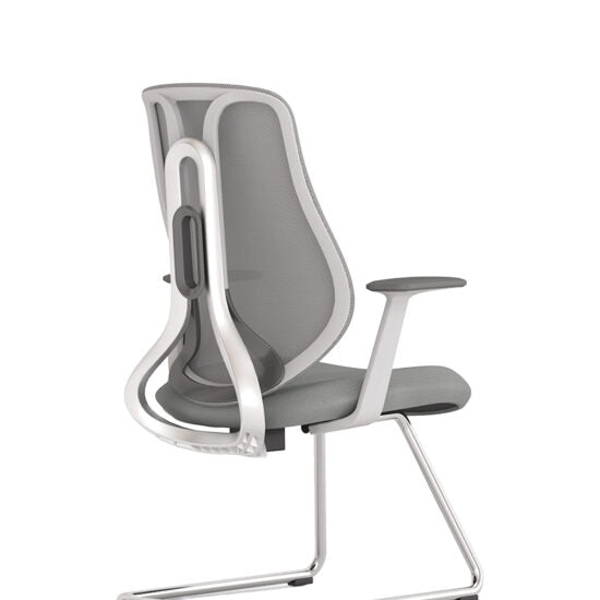 Silla visitante AC-40V gris con base trineo, vista tres cuartos trasera