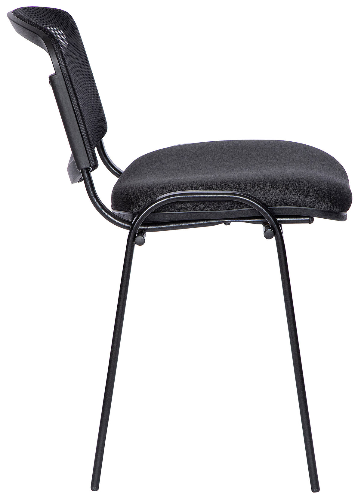 Silla visitante M-120 con respaldo de malla y patas tubulares, vista lateral